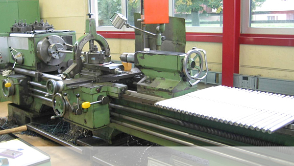 <b>Drehbank VDF-B�hringer</b>